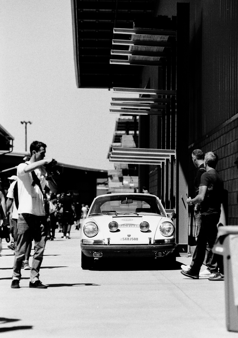 Illustration for article titled Here Are Some Glorious Black And White Photos From Luftgekühlt, The Air-Cooled Porsche Heaven